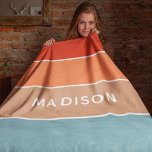 Modern Colorblock Personlig Namn Fleecefilt<br><div class="desc">Den här färgstarka och moderna designen har ett mönster i färg-block i blått,  brunt och orange med personligen namn #filtar #sovrum #sovrum #berggrund #gåvor</div>