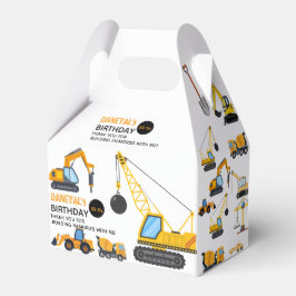 Modern Construction Simple Kid's Birthday Presentaskar