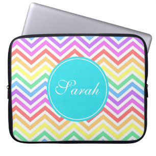 Modern, cool, trendig regnbågsskjutande monogram laptop sleeve