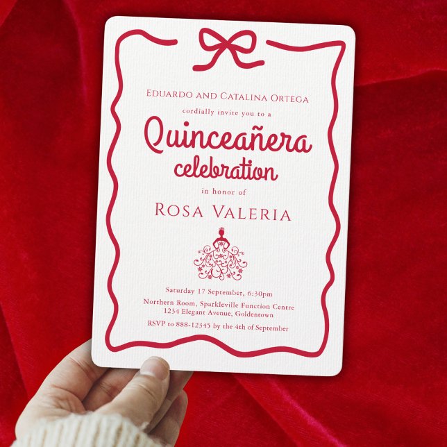 Modern coquette Quinceanera Inbjudningar (Modern Quinceanera Invitation with coquette style red bow border)