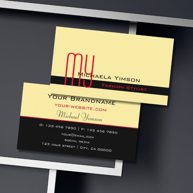 Modern Cream och Black med Monogram-Professionell Visitkort (Skapare uppladdad)