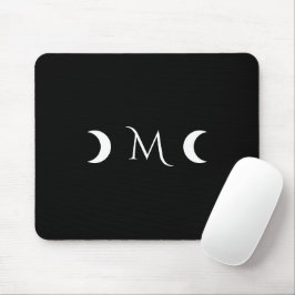 Modern Crescent Måne Black and White Monogram Musmatta