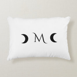 Modern Crescent Måne White och Black Monogram Prydnadskudde