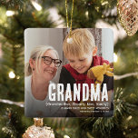 Modern Cute GRANDMA Definition 2 Fotojul Julgransprydnad Keramik<br><div class="desc">Berätta för farmor hur speciell hon är för dig med den här moderna roligten GRANDMA 2 Photo Jul Ornament. Ladda bara upp 2 av bilderna och anpassa texten så att den blir unik och personlig för dig.</div>