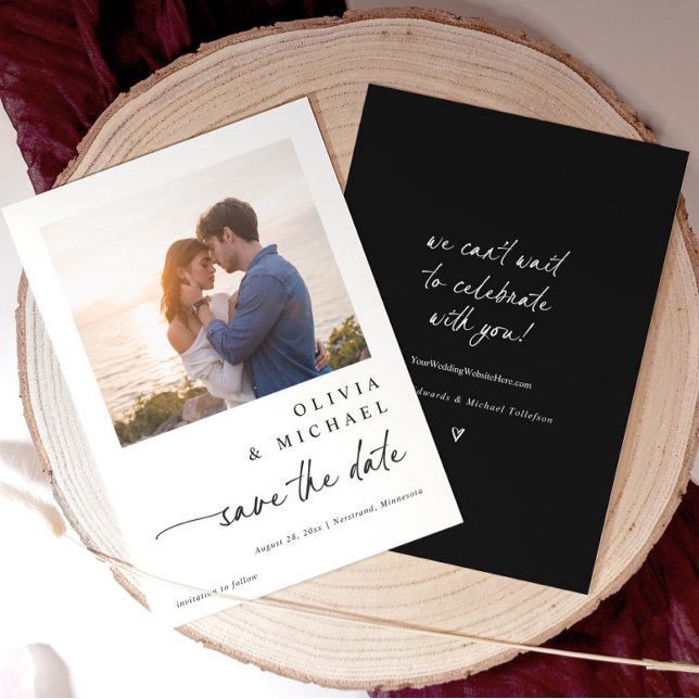 Modern Cute Handwriting Black and White Wedding Spara Datumet (Simple black and white save the date with couple photo and elegant modern handwriting script.)