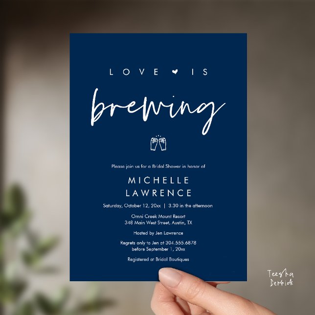 Modern Cute Romantic Beer Party Möhippa Inbjudningar (Beer Party Bridal Shower, Love is brewing Invitation card modern romance navy blue)