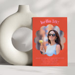 Modern Cute Rosa Orange 50:e Födelsedagsfestens fo Inbjudningar<br><div class="desc">Modern Cute Rosa och Orange 50:e Födelsedagsfest inbjudan med Photo i en unik blomform ram.</div>