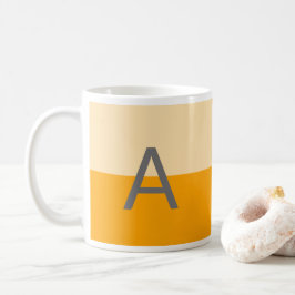 Modern Daffodil Gult Monogram Kaffemugg