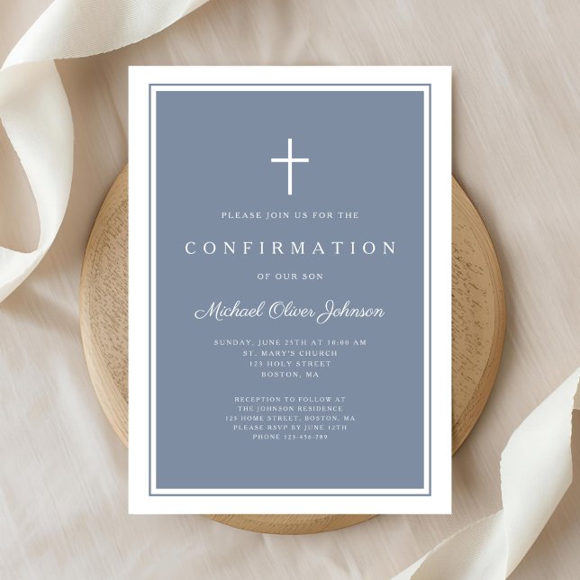 Modern Dammblå Kors Pojkbekräftelse Inbjudningar (Modern Dusty Blue Cross Boy Confirmation Invitation)