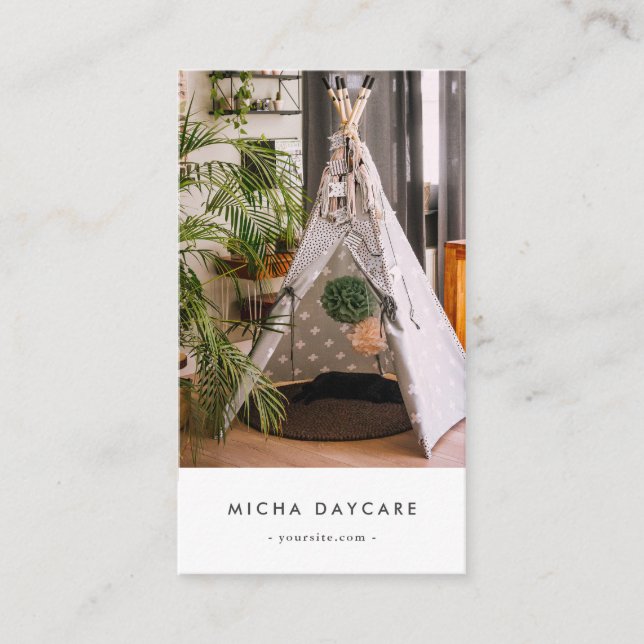 Modern Daycare Babywatch Nursery Childcare Visitkort (Framsida)