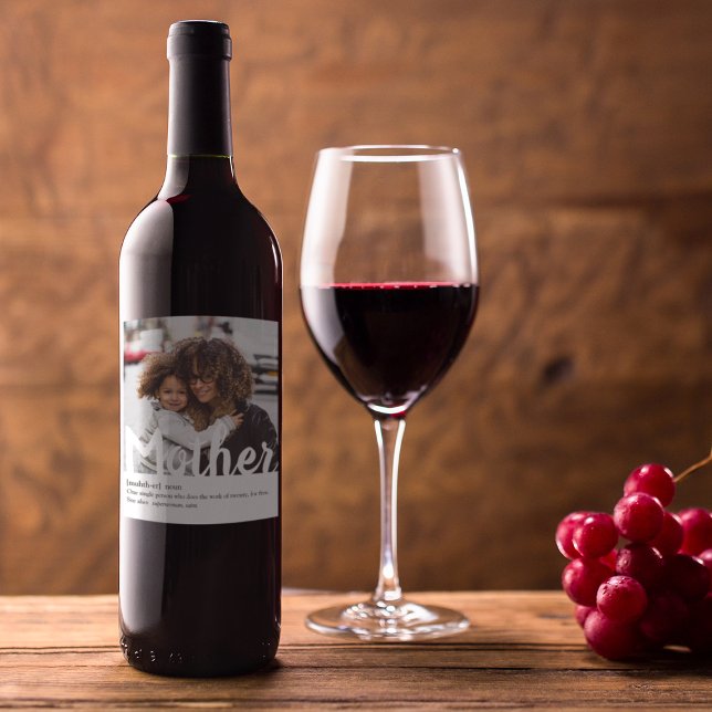 Modern | Definition av foto från Mor Vinflaska Etikett (Skapare uppladdad)