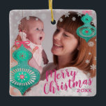 Modern dekorativ Baubles-julfoto Julgransprydnad Keramik<br><div class="desc">Elegantens fotoornament med silver dekorativa bubblor. Anpassningsbar med namn på baksidan.</div>