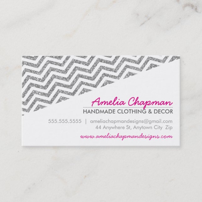 MODERN diagonal chevron faux silver glitter rosa Visitkort (Framsida)