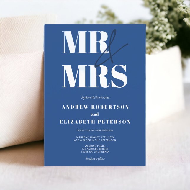 Modern djärv Mr. Fru script chic blue Photo bröllo Inbjudningar (Modern bold Mr Mrs script chic blue photo wedding Invitation)