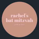 Modern djold Typografi Terracotta Rosa Bat mitzvah Runt Klistermärke<br><div class="desc">Personlig Modern fetstil Terracotta Rosa Bat mitzvah Classic Round Sticker</div>