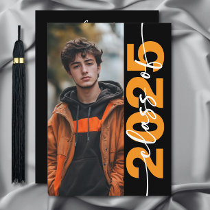 Modern djold Typography Grad Announcement Inbjudningar