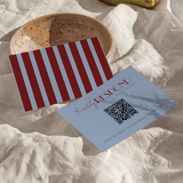 Modern Djup Rödb Blau QR-kod Lyxig Bröllop OSA Kort (Skapare uppladdad)