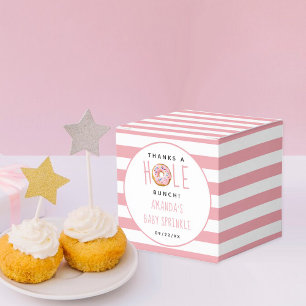 Modern Donut Girls Baby Shower Sprinkle Presentaskar