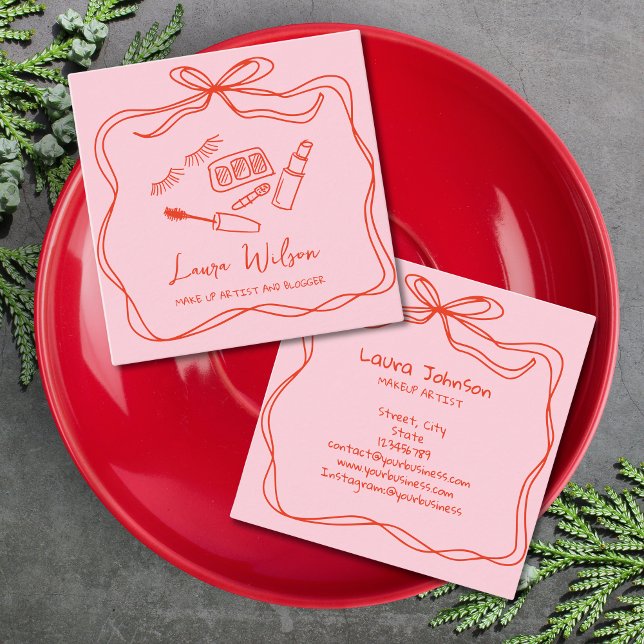 Modern Doodle Whimsical Makeup Artist Red Rosa Bow Fyrkantigt Visitkort (red pink bow with doodle makeup)