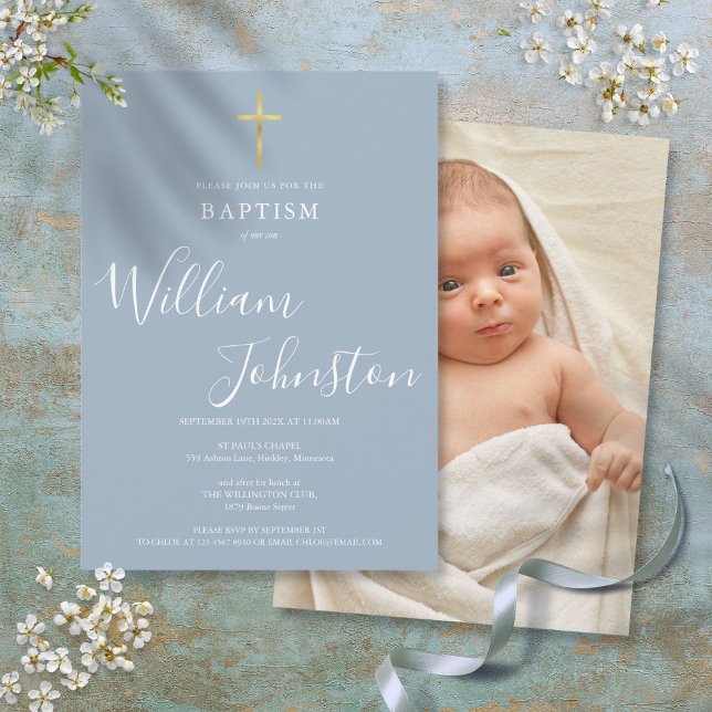 Modern dop dopdag fint blå foto inbjudningar (Modern Baptism Christening Dusty Blue Photo Invitation)