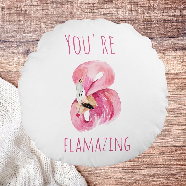 Modern du står inför Rosa Flamingo Rund Kudde (Skapare uppladdad)