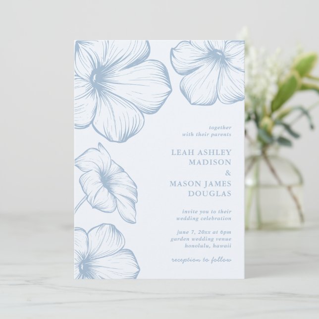 Modern Dusty Blue Blommigt Elegant bröllop Inbjudningar (Stående Fram)