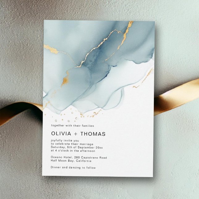 Modern Dusty Blue Guld Ocean Vågar Beach Wedding Inbjudningar (dusty blue gold beach wedding invitation elegant bohemian modern romantic boho chic ocean waves)