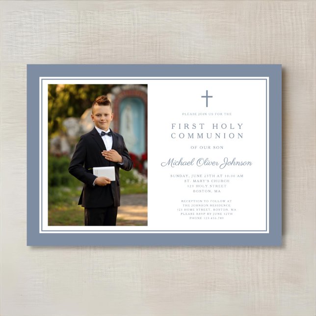 Modern Dusty Blue Kor Boy Photo First Communion Inbjudningar (Modern Dusty Blue Cross Boy Photo First Communion Invitation)