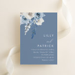 Modern Dusty Blue & White Blommigt Bröllop Inbjudningar<br><div class="desc">Inbjudan till Modern Dusty Blue & White Blommigt Wedding Se matchande samling i Niche and Nest Store - tack</div>