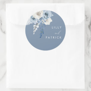 Modern Dusty Blue & White Blommigt Bröllop Runt Klistermärke