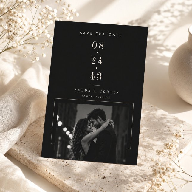 Modern Editorial Save The Date Foto Kort. Spara Datumet (Skapare uppladdad)