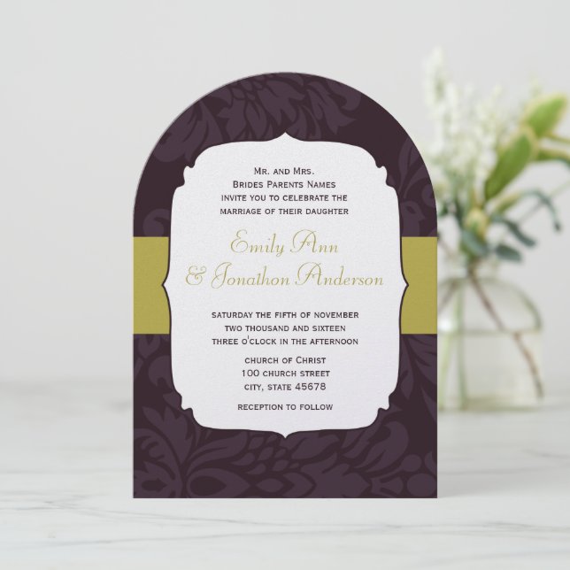 Modern Eggplant Chartreuse Damask Wedding Inbjudningar (Stående Fram)