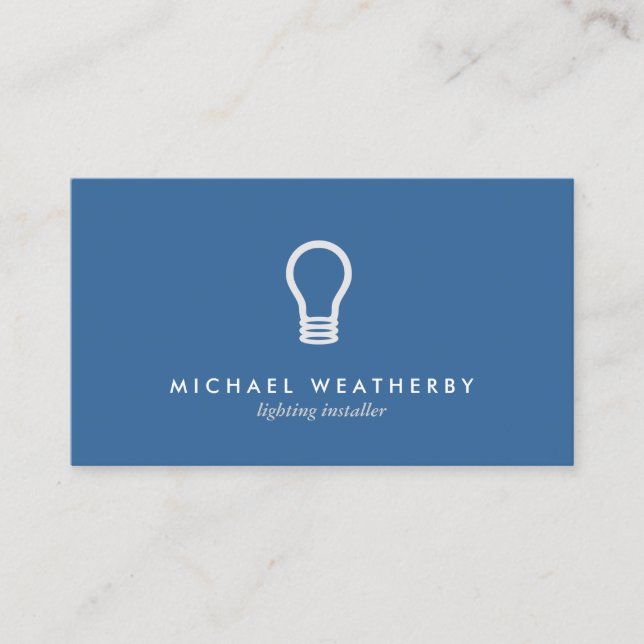 MODERN ELECTRICIAN LOGOTYP LIGHTBULB on BLUE Visitkort (Framsida)