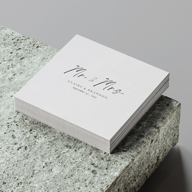 Modern elegance! Black & White Mr. & Mrs Bröllop Pappersservett (Modern Elegance! Black & White Mr. & Mrs. Wedding Napkins)