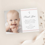 Modern elegance Girls Baptism Tack Kort<br><div class="desc">Modern Elegance Girls Baptism tack vare ditt kort är modernt och rent och har mjuk rosa rand och kor med foto. Med grått-anpassade kan du ändra all information på kortet enligt dina önskemål. Perfekt för små flickors baptism.</div>