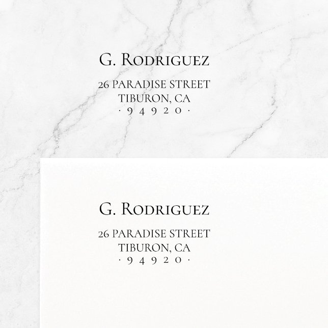 Modern elegance Pure. Minimal typ. Adress 05a. Självfärgande Stämpel (Classic, elegant typography return address self-inking stamp featuring custom name and address.)