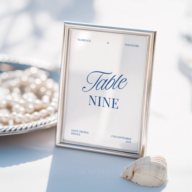 Modern Elegant Blå & Vit Bordnummer för Bröllop Inbjudningar (Modern Elegant Blue & White Wedding Table Number)