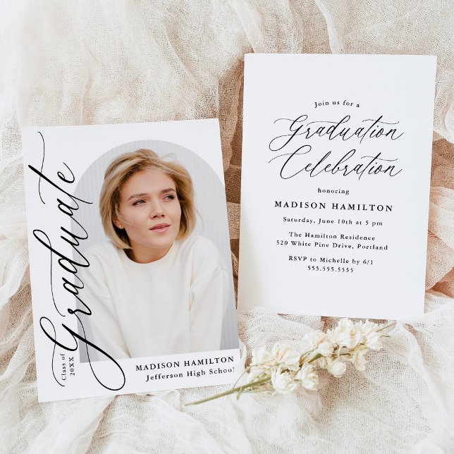 Modern Elegant Black Calligraphy Photo Studenten Inbjudningar (Skapare uppladdad)