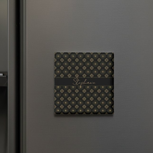 Modern Elegant Black och Guld Monogram Namn Magnet (Skapare uppladdad)