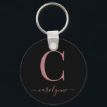 Modern Elegant Black Ro Guld Monogram-skript Nyckelring<br><div class="desc">Monogram-skript för chic Elegant Rosa ros på en svart nyckelkedja i chicen. Enkel att anpassa med din egen namn och information. Perfekt för din lyxlivsstil! Kontakta oss på cedarandstring@gmail.com om du behöver hjälp med designen eller matchande produkter.</div>