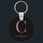 Modern Elegant Black Ro Guld Monogram-skript Nyckelring<br><div class="desc">Monogram-skript för chic Elegant Rosa ros på en svart nyckelkedja i chicen. Enkel att anpassa med din egen namn och information. Perfekt för din lyxlivsstil! Kontakta oss på cedarandstring@gmail.com om du behöver hjälp med designen eller matchande produkter.</div>