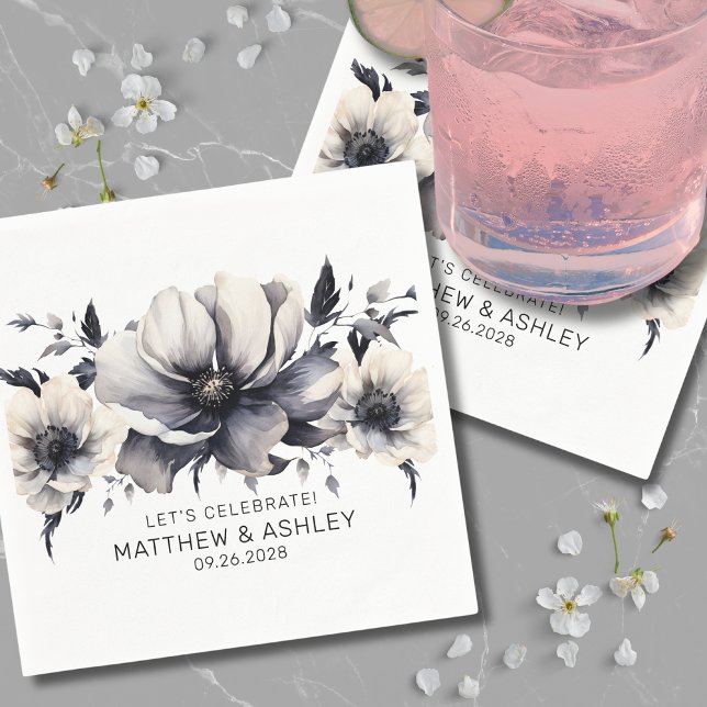 Modern Elegant Black White Blommigt Bröllop Pappersservett (Stylish Elegant Boho Floral Black White Wedding Napkins)