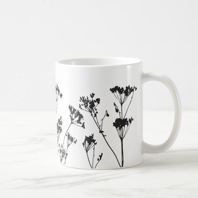 Modern Elegant Black White Meadow Flowers Kaffemugg (Höger)