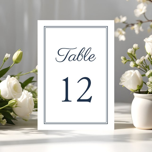 Modern Elegant - blått skript Bröllop Bordsnummer (Modern Elegant Navy Blue Script Wedding Table Number)
