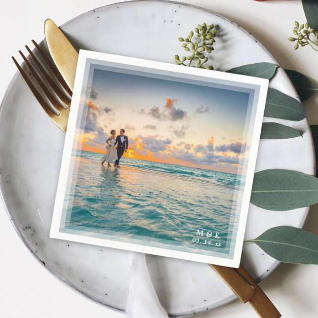 Modern Elegant Bride and Groom Photo Bröllopsfest Pappersservett (Skapare uppladdad)