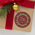 Modern Elegant Burgundy Red-julen Botaniskt Runt Klistermärke<br><div class="desc">Klassisk Elegant Burgundy Red jul Botanical God jul Sticker</div>