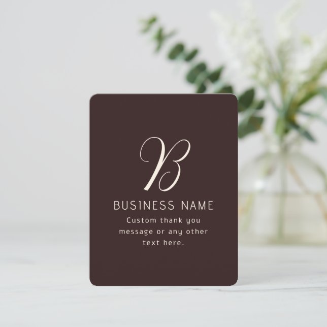Modern Elegant Business Namn Monogram | Mörk Brown Tack Kort (Stående Fram)