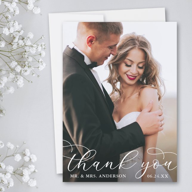 Modern Elegant Calligraphy Bröllop Photo W Tack Kort (Customize to add text or more photos to back of card.)