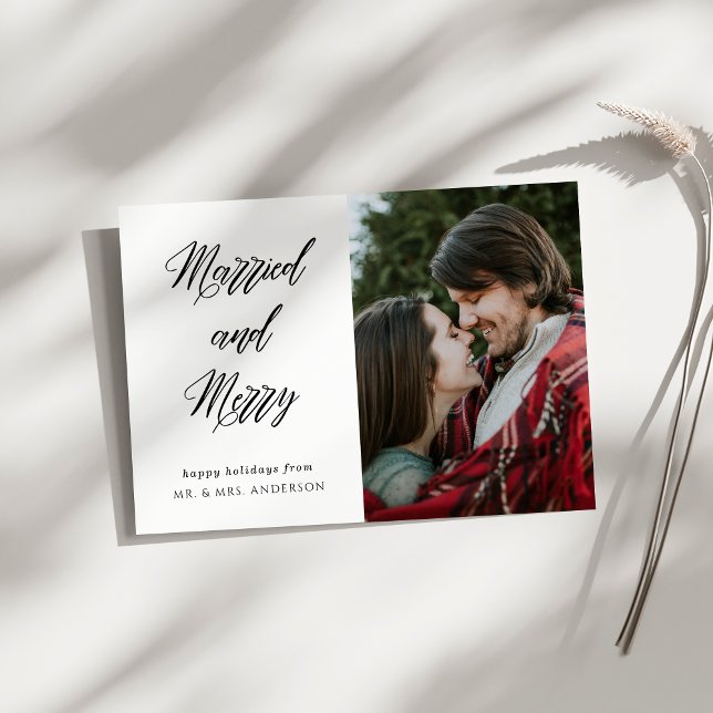 Modern Elegant Calligraphy Married and Merry Photo Vykort (Skapare uppladdad)