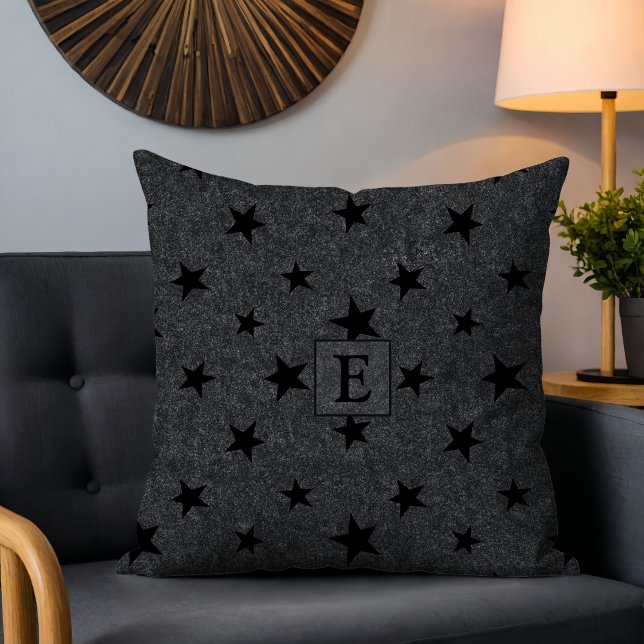 Modern Elegant Chic Black Star Mönster Monogram Kudde (Skapare uppladdad)